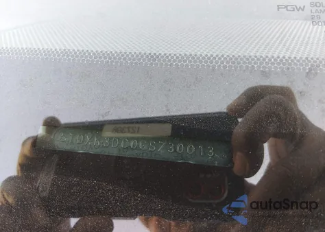 2016 Toyota Sienna Se 8 Passenger z USA, uszkodzony, nr VIN 5TDXK3DC0GS730013